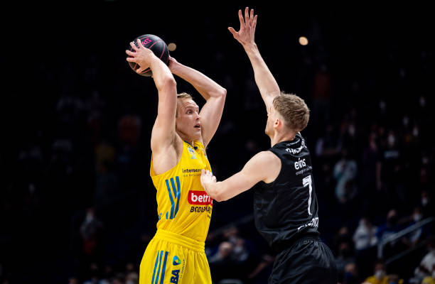 其充满现代 其充满现代