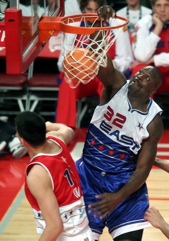 迷多年等待 迷多年等待