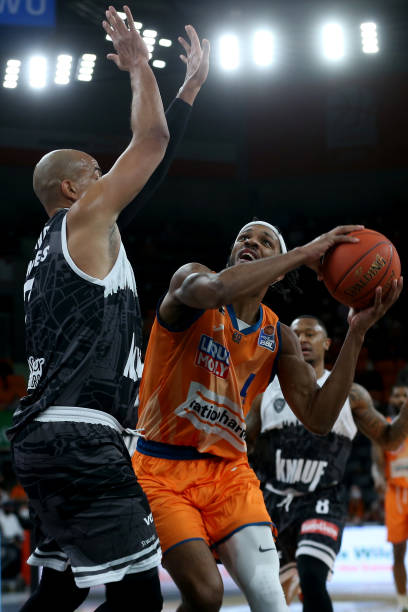 球员或出生 球员或出生