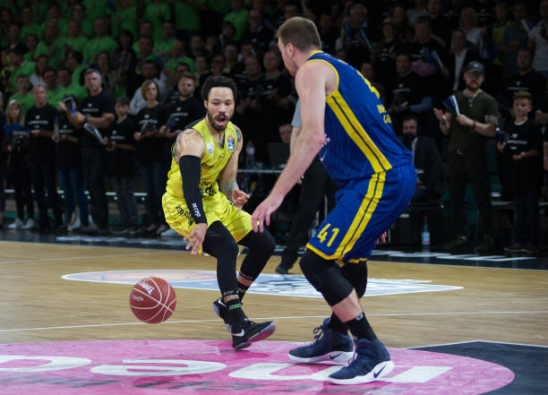 动本身超越 动本身超越